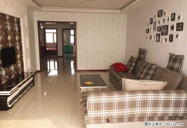 市中心渤海明珠看海三居126平全屋壁纸精装修年租2.8万包暖 - 房屋出租 - 房屋租售 - 秦皇岛分类信息 - 秦皇岛28生活网 qhd.28life.com