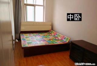 (单间出租)月付押金200迎秋西里世纪港湾对面包暖气物业宽带装修好 - 秦皇岛28生活网 qhd.28life.com