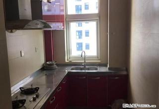 盛秦福地2室精装修家具家电齐全1.8万 - 秦皇岛28生活网 qhd.28life.com