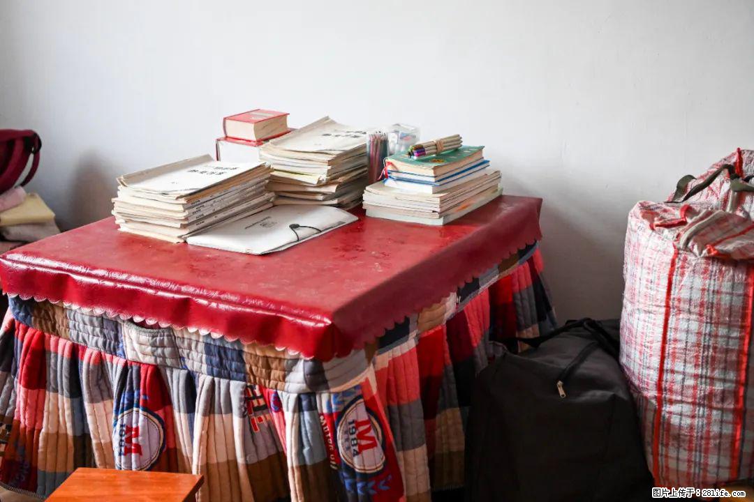 全网追的“扁担女孩”，找了一份暑假工，时薪12元 - 秦皇岛生活资讯 - 秦皇岛28生活网 qhd.28life.com